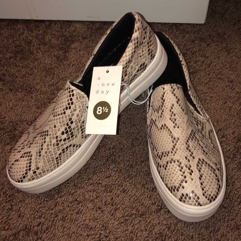 snakeskin print slip on sneakers size 8.5